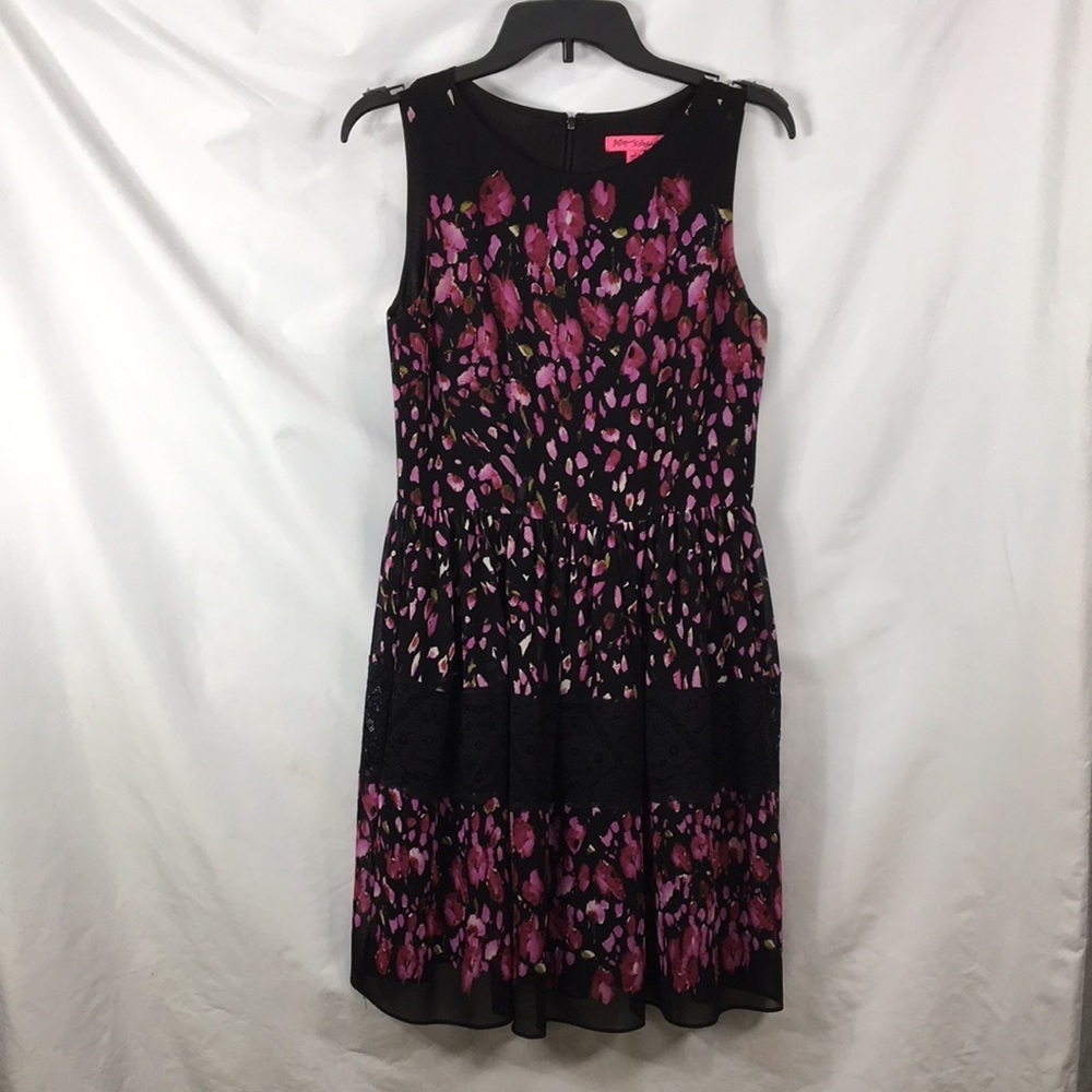 Betsey Johnson Purple Black Floral Dress Size 4 EXCELLENT Used Condition
